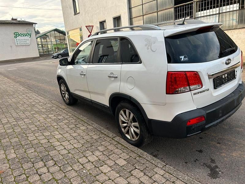 Gebraucht Kia Sorento 150 PS (110 kW) 2011 Weiß SUV