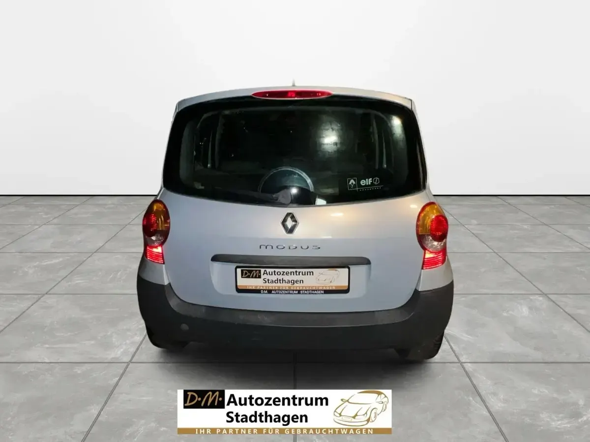Używany Renault Modus Authentique 75 KM (55 kW) 2005 Srebrny Minivan