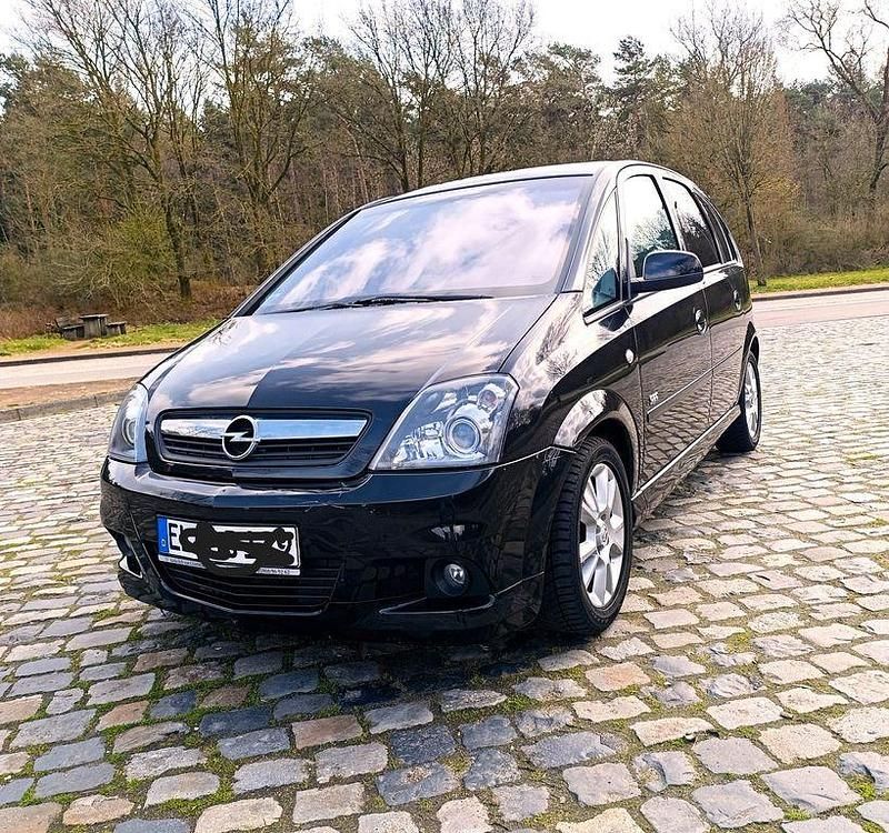 Gebraucht Opel Meriva OPC 105 PS (77 kW) 2010 Schwarz Van / Kleinbus