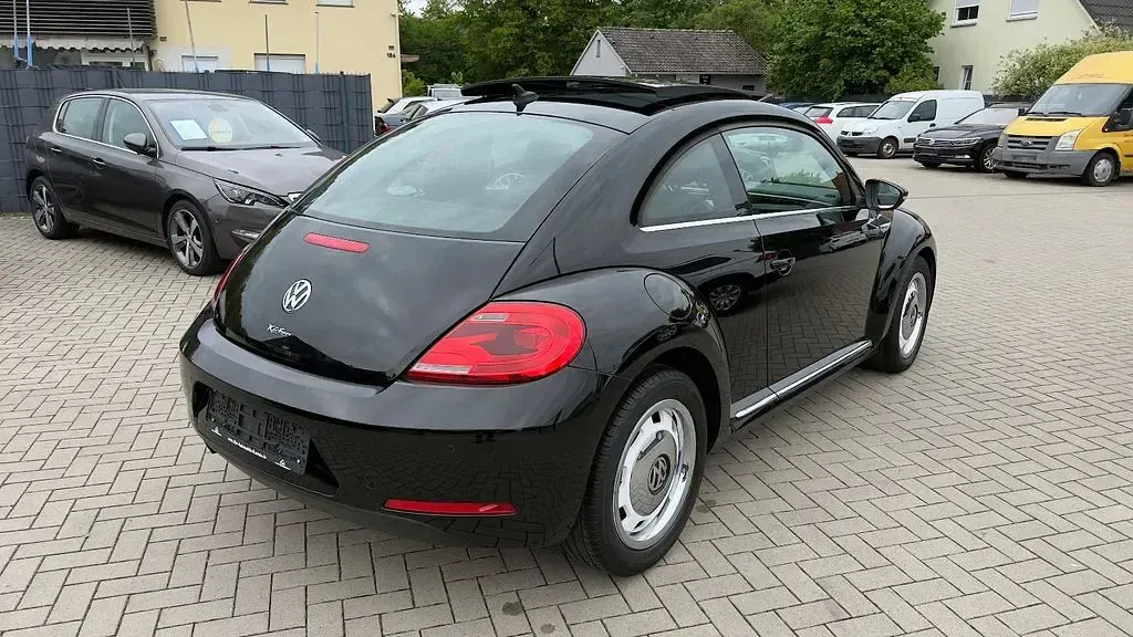 Używany VW Beetle Design 105 KM (77 kW) 2012 Czarny Hatchback