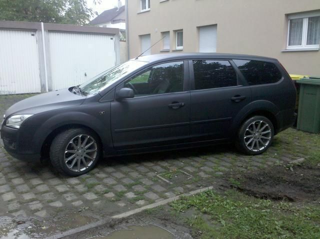 Gebraucht Ford Focus 148 PS (108 kW) 2007 Schwarz metallic Kombi