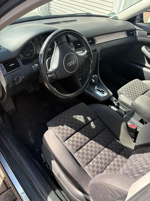 Second-hand Audi A6 163 CP (119 kW) 2003 Break