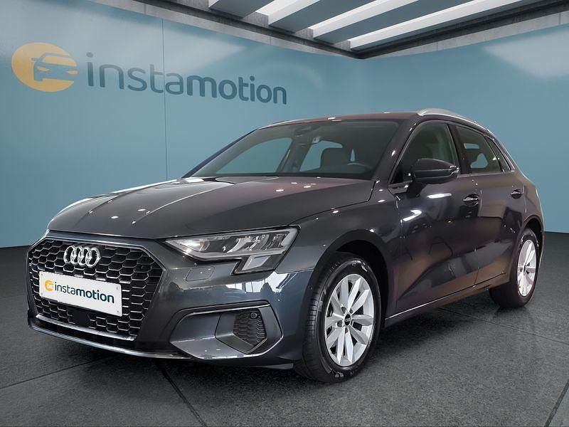 Grau Gebraucht 2022 Audi A3 Sportback Limousine | 24.599 € (Guter Preis) - Bild 1/4