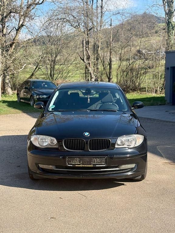 Używany BMW 116 122 KM (89 kW) 2008 Czarny Hatchback