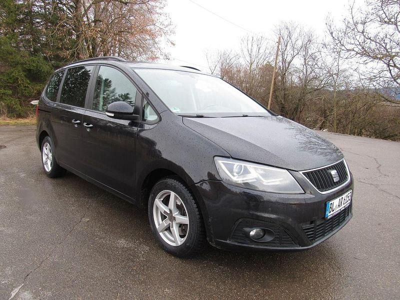 Schwarz Gebraucht 2012 Seat Alhambra Van / Kleinbus | 4.999 € (Fairer Preis) - Bild 1/4