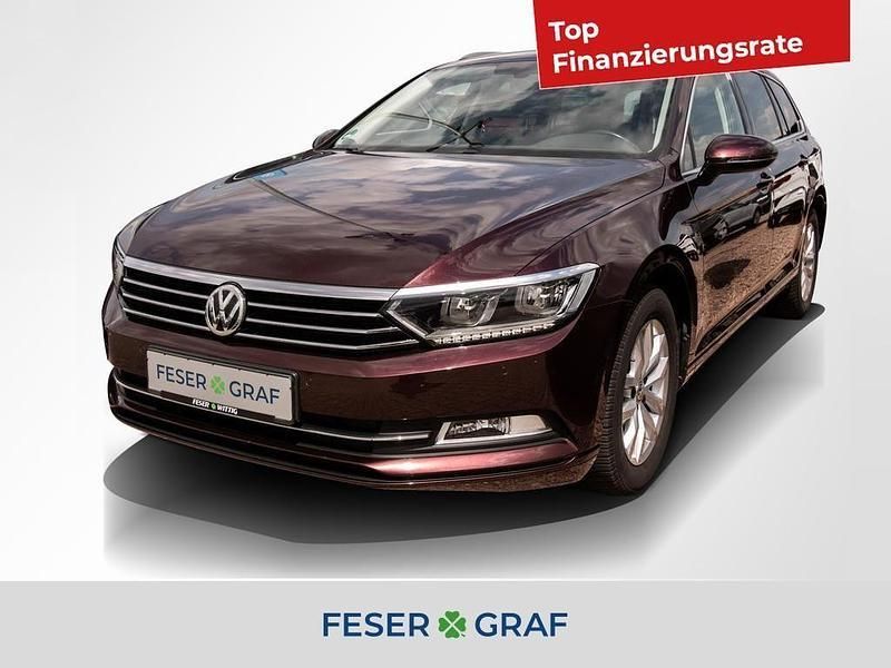 Rot Gebraucht 2017 VW Passat Comfortline Kombi | 15.980 € (Fairer Preis) - Bild 1/4
