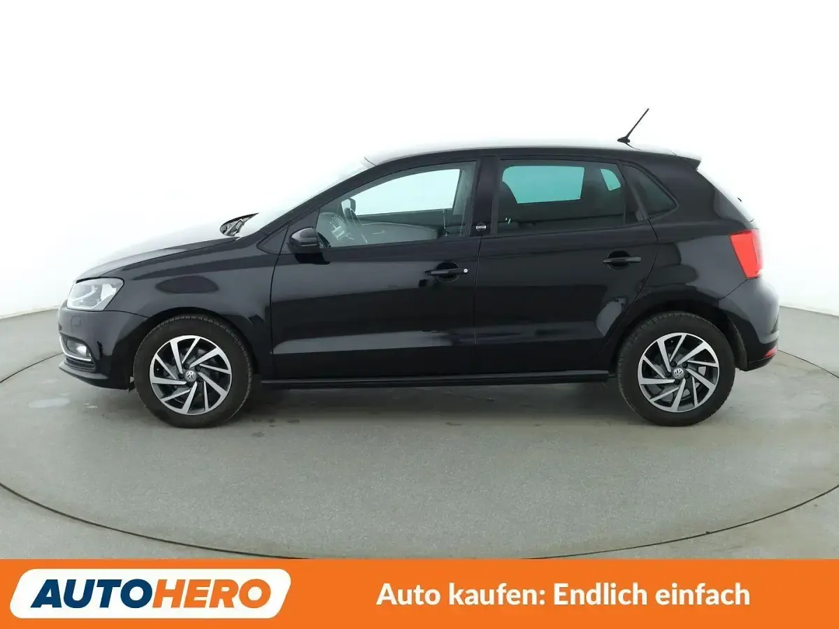 Gebraucht VW Polo Sound 75 PS (55 kW) 2017 Schwarz Limousine
