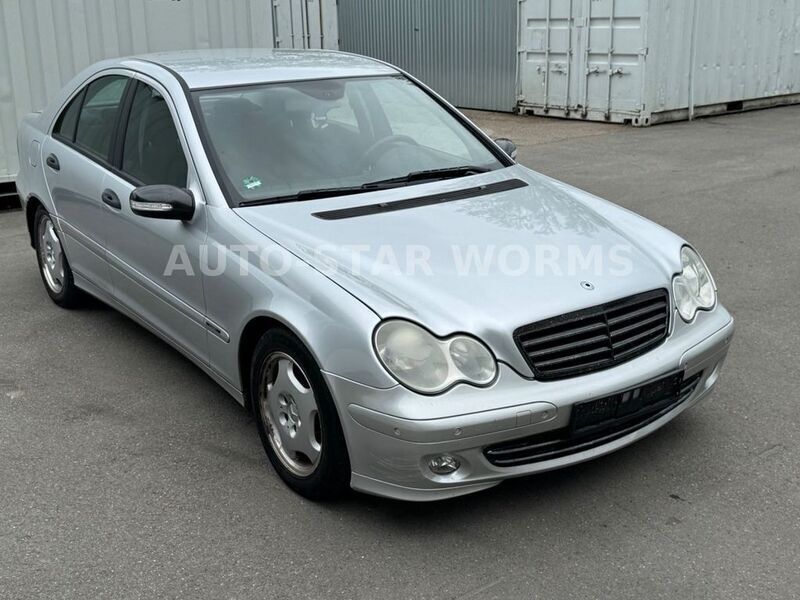 Silber Gebraucht 2005 Mercedes C180 Limousine | 1.890 € (Superpreis) - Bild 1/4