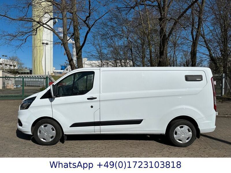 Weiß Gebraucht 2019 Ford Transit Custom Van / Kleinbus | 17.255 € (Guter Preis) - Bild 1/4