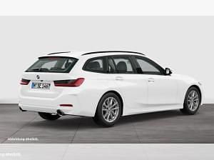 Gebraucht BMW 320 184 PS (135 kW) 2025 Weiß (alpinweiss iii) Kombi