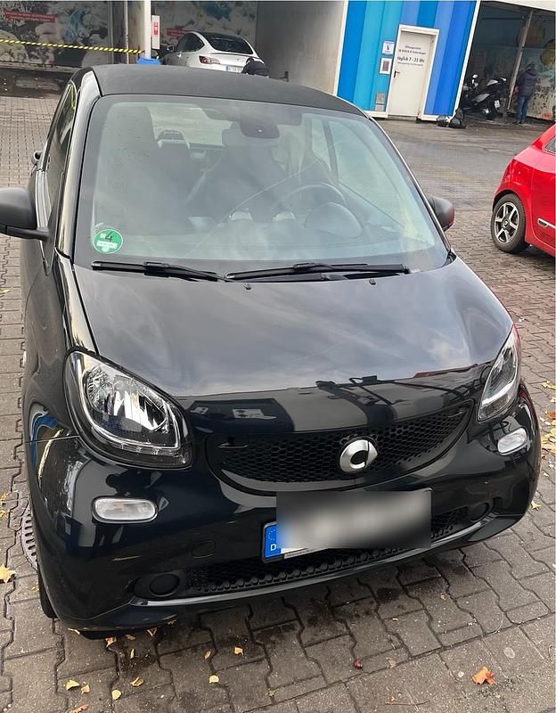 Schwarz Gebraucht 2018 Smart ForTwo Coupé Coupé | 11.500 € (Fairer Preis) - Bild 1/4