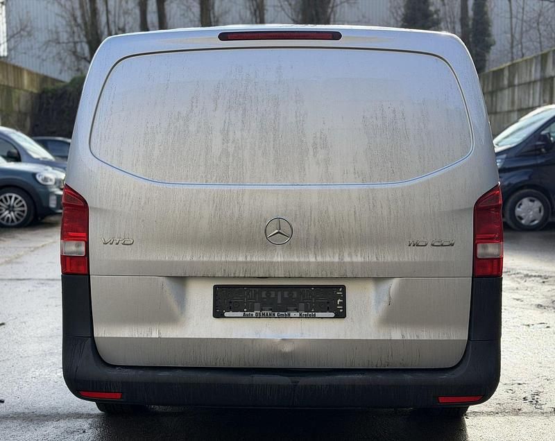 Gebraucht Mercedes Vito 102 PS (75 kW) 2020 Silber Van