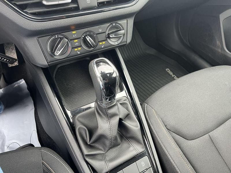 Gebraucht Skoda Kamiq Ambition 110 PS (80 kW) 2023 Moon weiss metallic (metallic) SUV