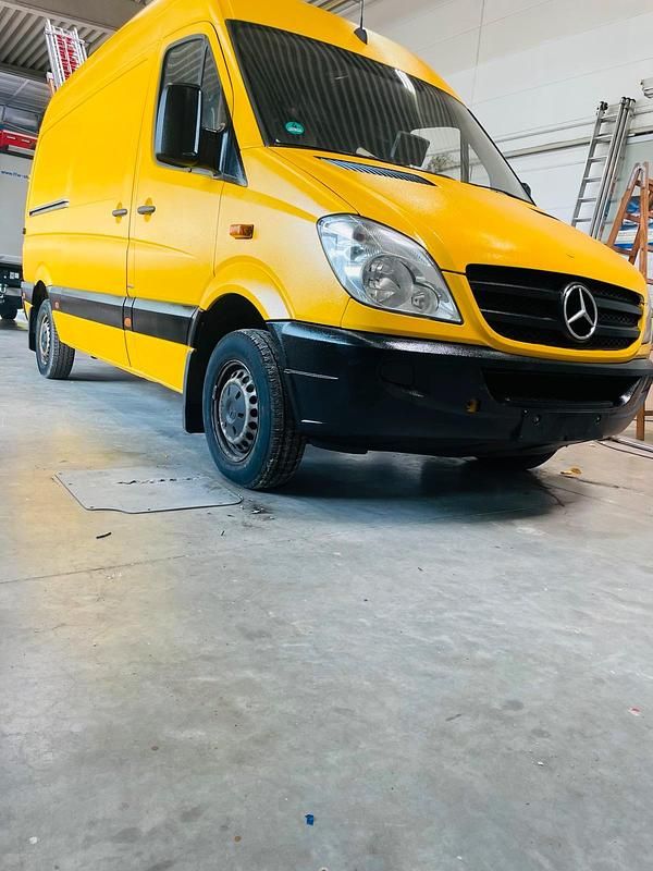 Gelb Gebraucht 2012 Mercedes Sprinter Van | 14.500 € - Bild 1/4
