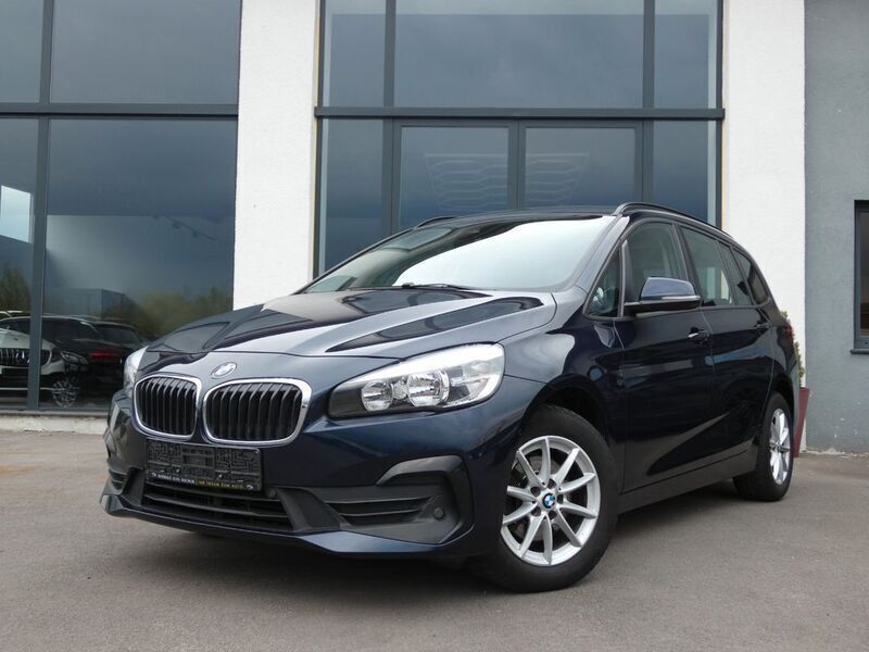 Blau Gebraucht 2018 BMW 216 Advantage Kombi | 10.270 € (Fairer Preis) - Bild 1/4