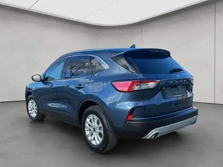 Gebraucht Ford Kuga Titanium 224 PS (164 kW) 2022 Chrome blue metallic SUV