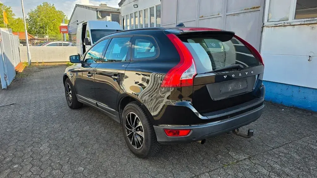 Gebraucht Volvo XC60 163 PS (119 kW) 2010 Schwarz SUV