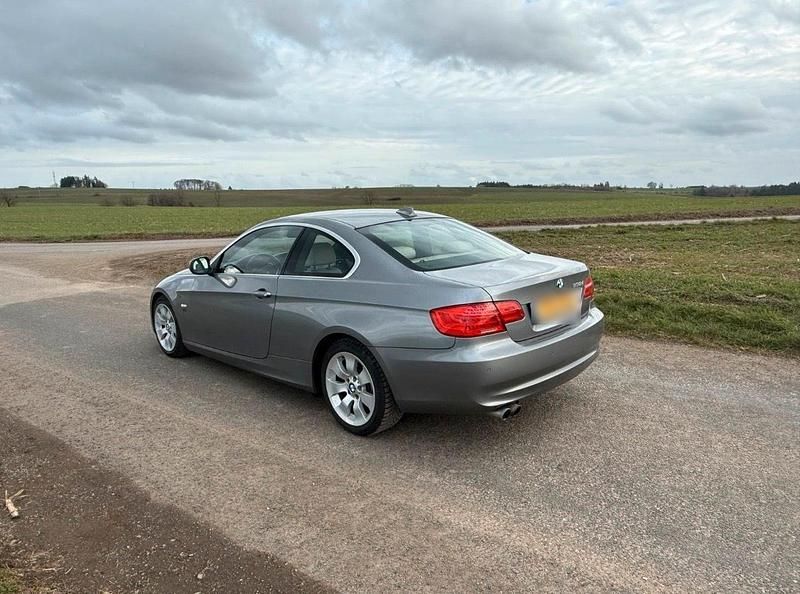 Używany BMW 330 245 KM (180 kW) 2012 Szary Coupe