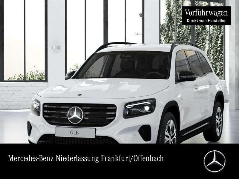 Polarweiß Gebraucht 2024 Mercedes GLB200 AMG SUV | 45.650 € (Etwas zu teuer) - Bild 1/4