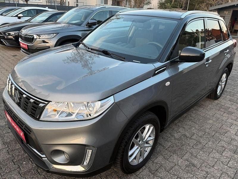 Gebraucht Suzuki Vitara 111 PS (81 kW) 2019 Grau SUV