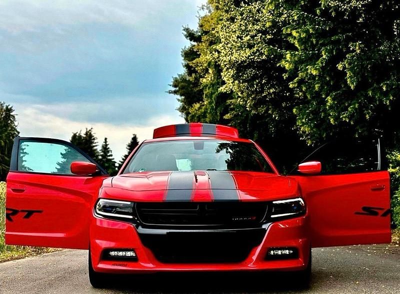 Rot Gebraucht 2017 Dodge Charger Limousine | 18.500 € - Bild 1/4