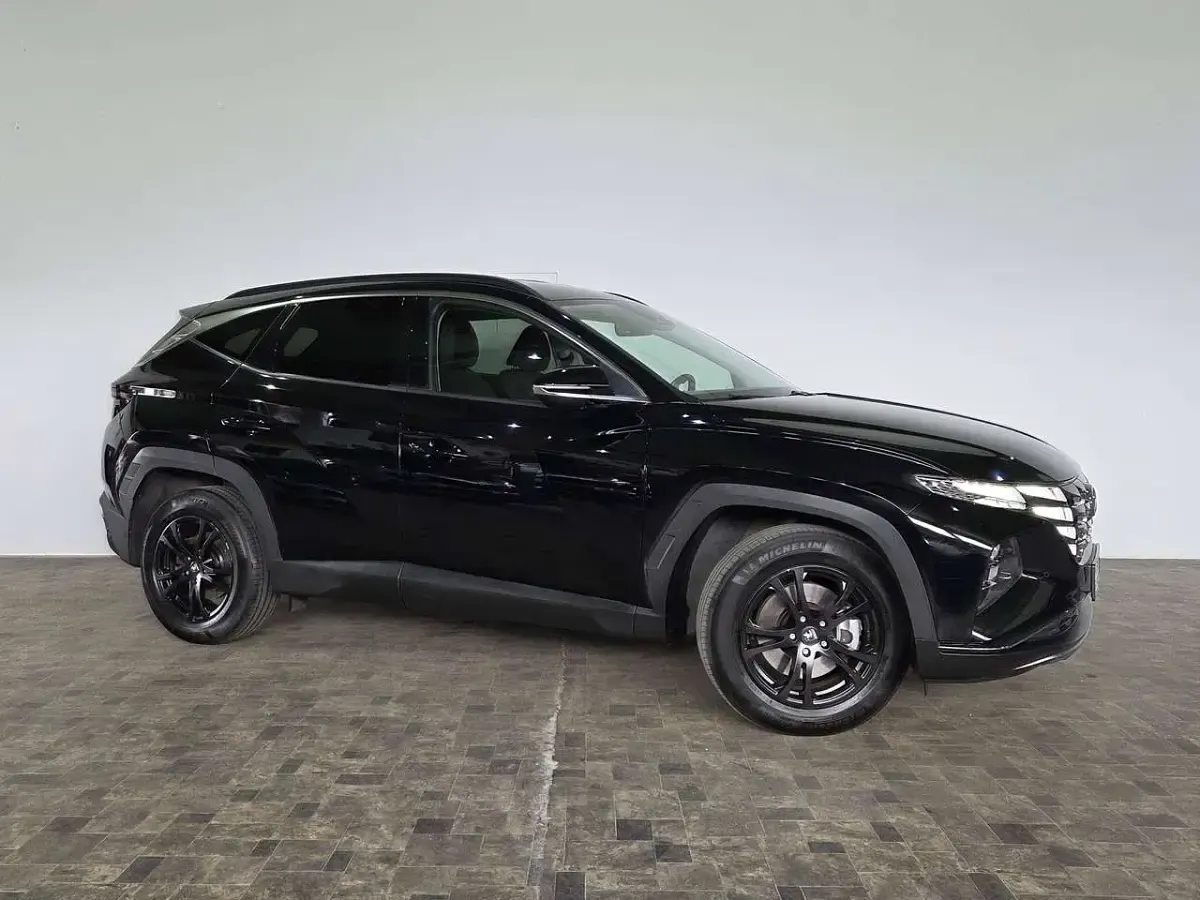 Gebraucht Hyundai Tucson Select 179 PS (131 kW) 2022 Schwarz SUV