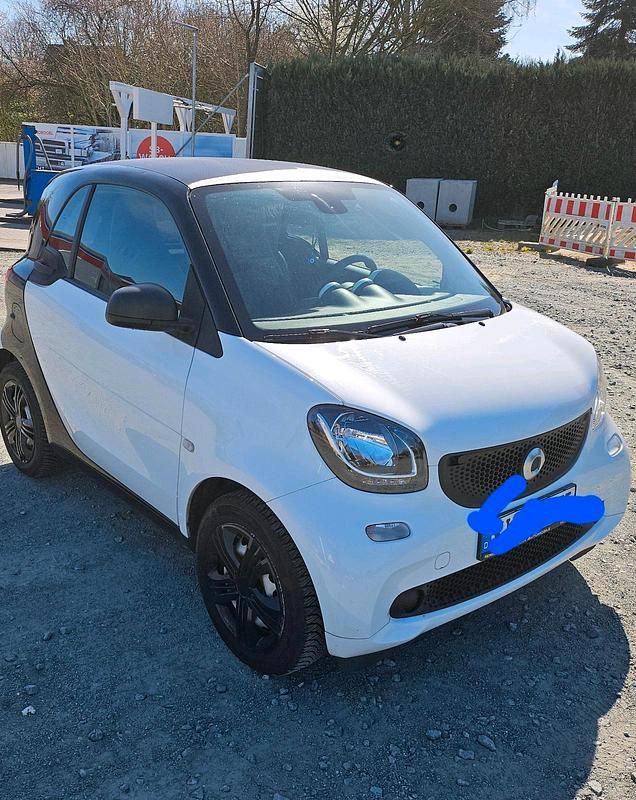 Gebraucht 2015 Smart ForTwo Coupé Coupé | 7.350 € (Guter Preis) - Bild 1/4