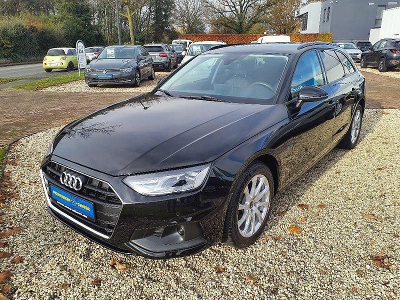 Schwarz Gebraucht 2022 Audi A4 Basis Kombi | 24.389 € (Fairer Preis) - Bild 1/4