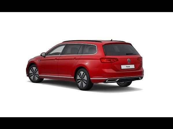 Gebraucht VW Passat GTE 218 PS (160 kW) 2022 Rot Kombi