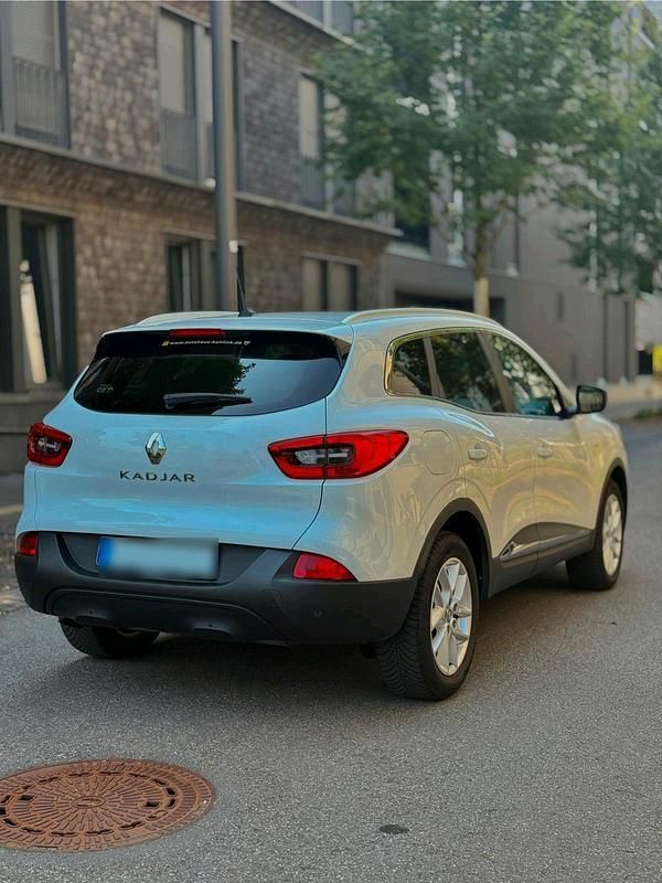 Gebraucht Renault Kadjar LIMITED 131 PS (96 kW) 2018 Weiß SUV
