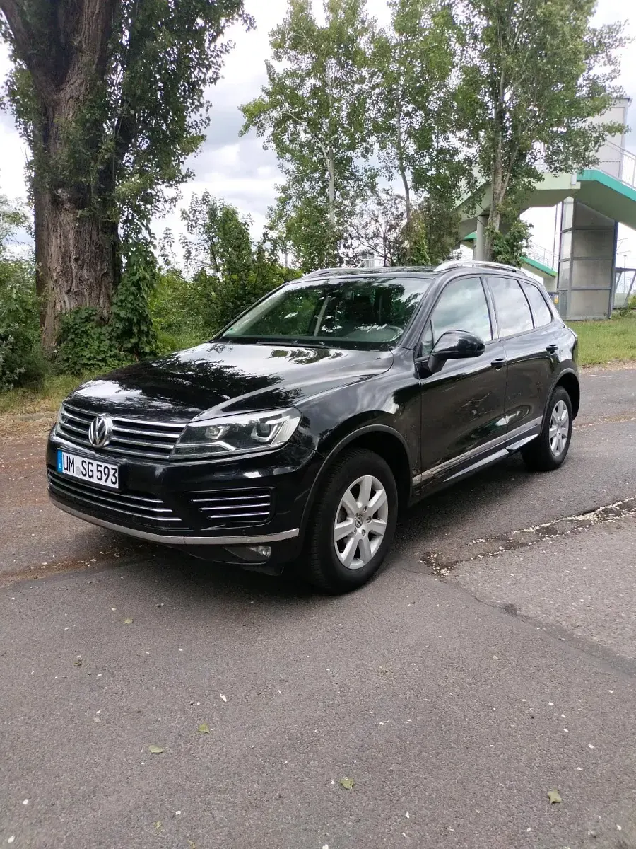 Gebraucht VW Touareg R-line 262 PS (192 kW) 2015 Schwarz SUV