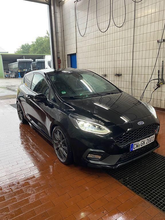 Schwarz Gebraucht 2020 Ford Fiesta ST Kleinwagen | 17.000 € (Fairer Preis) - Bild 1/4