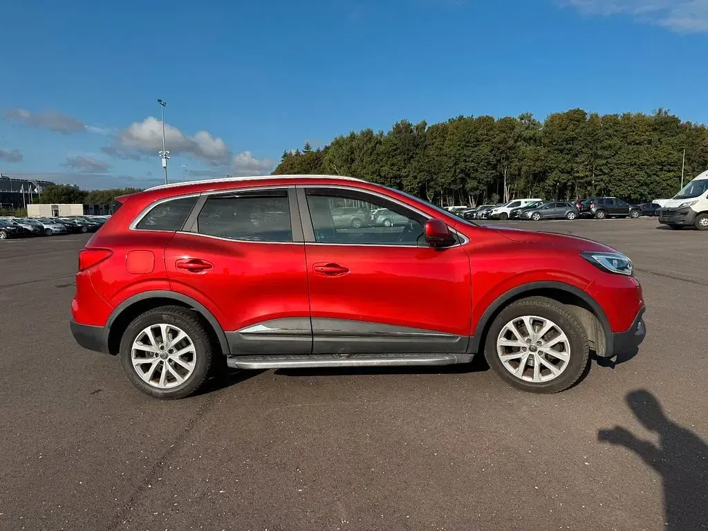 Gebraucht Renault Kadjar 131 PS (96 kW) 2016 Rot SUV
