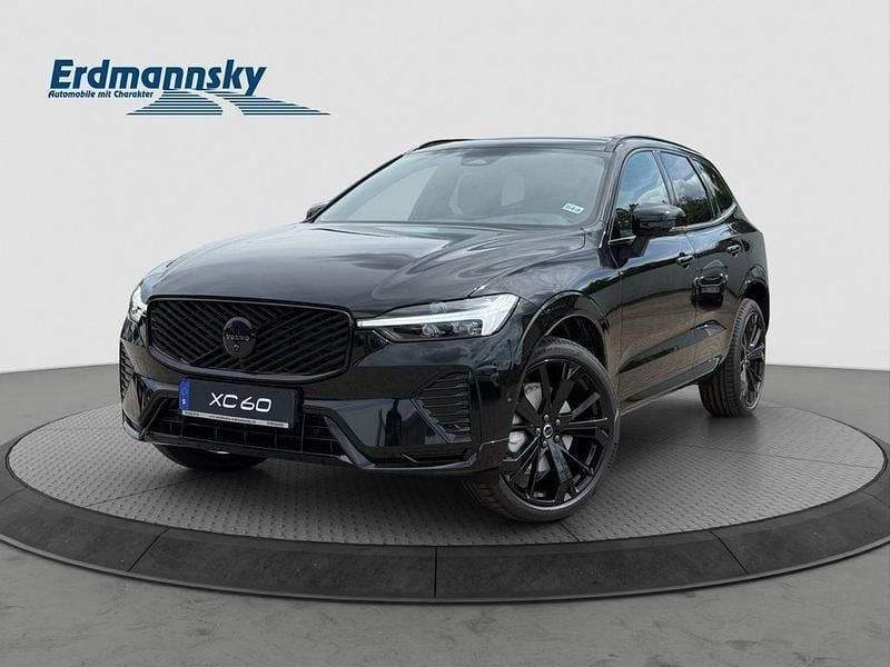 Onyx black (schwarz) Neu 2025 Volvo XC60 Plus SUV | 55.760 € (Guter Preis) - Bild 1/4