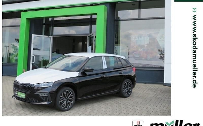 Schwarz (schwarzmagic perleffekt) Neu 2025 Skoda Scala Tour Kleinwagen | 37.439 € - Bild 1/4