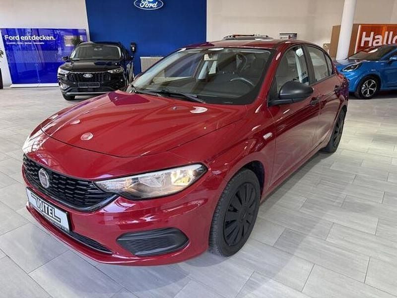 Gebraucht Fiat Tipo Pop 95 PS (69 kW) 2019 Rot Limousine