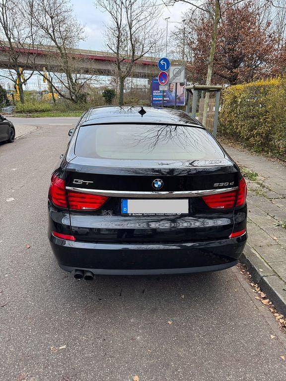 Gebraucht BMW 530 Gran Turismo 245 PS (180 kW) 2012 Schwarz Limousine