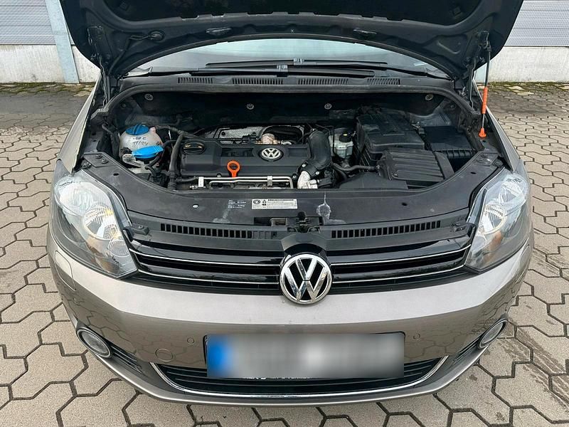 Gebraucht VW Golf VI Highline 122 PS (89 kW) 2010 Braun Kleinwagen