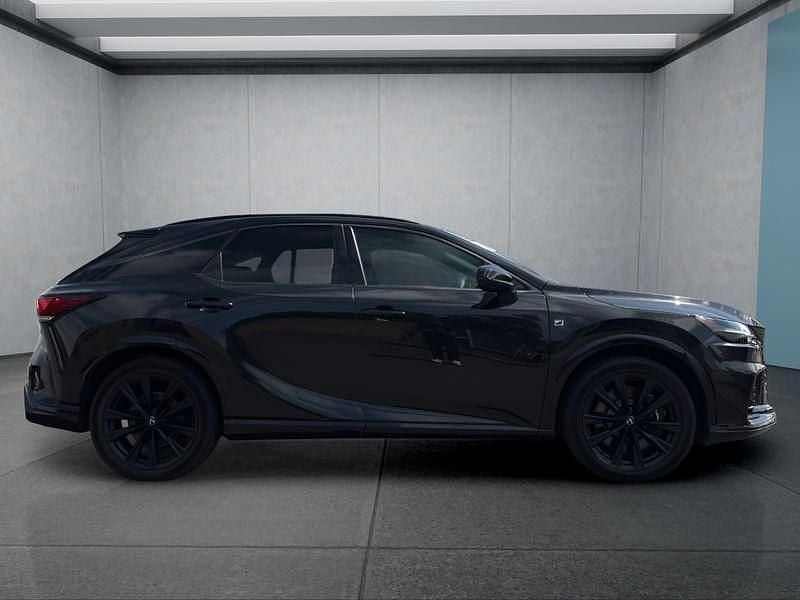 Gebraucht Lexus RX500h 371 PS (272 kW) 2023 Schwarz SUV