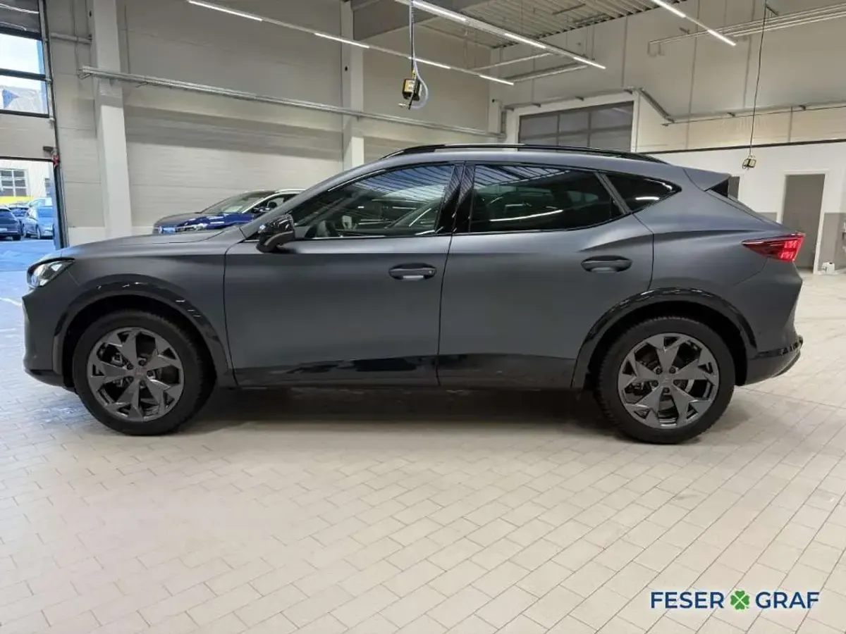 Neu Cupra Formentor 150 PS (110 kW) 2025 Magnetic grau matt SUV