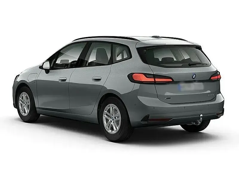 Gebraucht BMW 225 Active Tourer 245 PS (180 kW) 2024 Grau Van / Kleinbus
