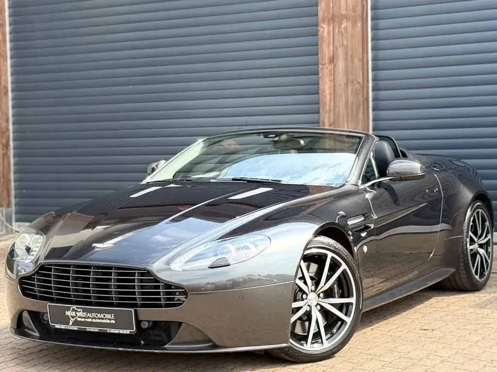 Gebraucht Aston Martin V8 Vantage 436 PS (320 kW) 2014 Grau Cabrio