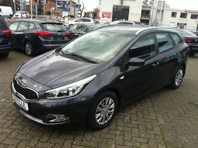 Gebraucht Kia Ceed 128 PS (94 kW) 2015 Grau Kleinwagen