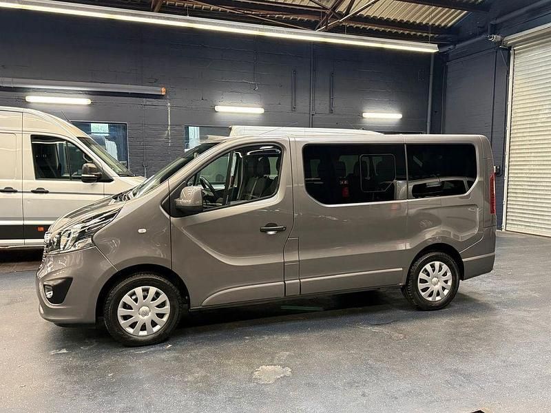 Gebraucht Opel Vivaro 120 PS (88 kW) 2019 Grau Van / Kleinbus