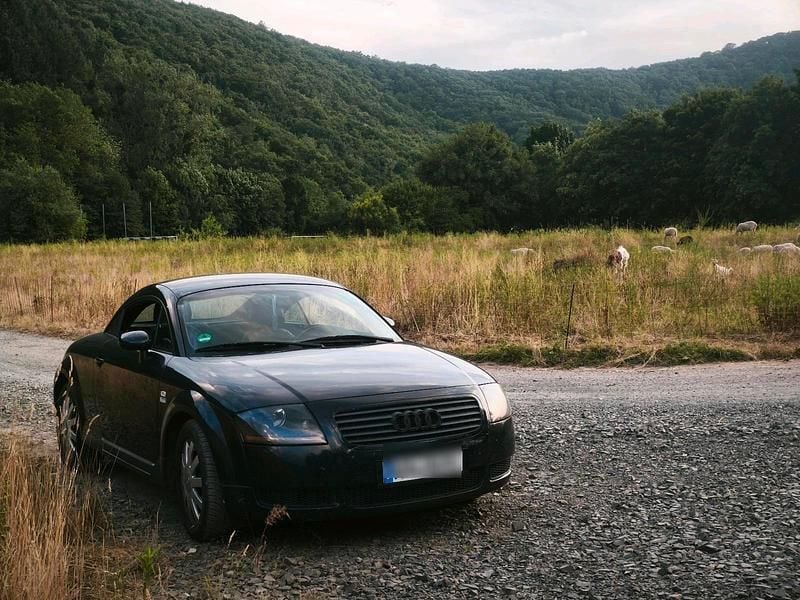 Blau Gebraucht 2001 Audi TT Coupé | 3.100 € (Superpreis) - Bild 1/4