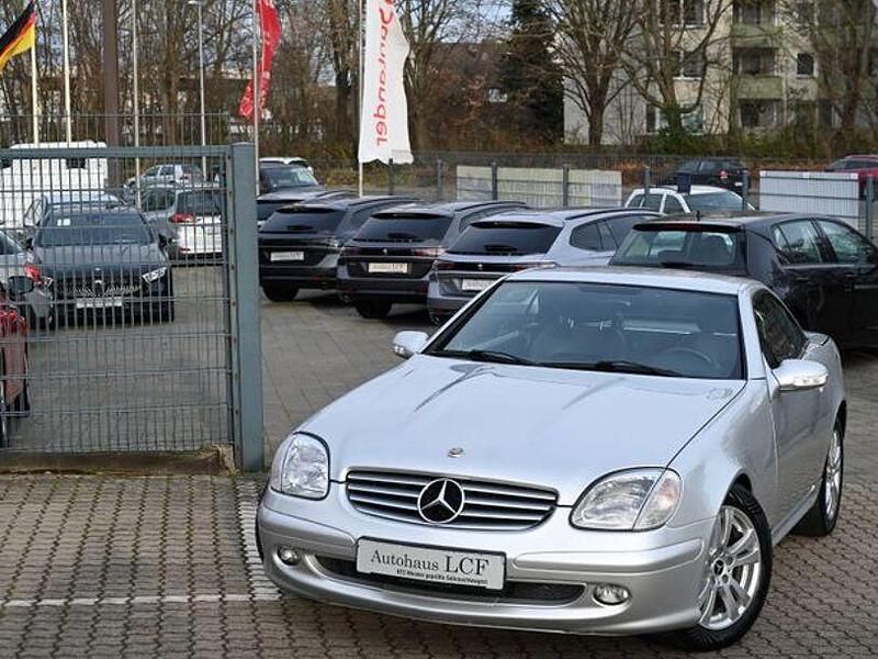 Gebraucht Mercedes SLK200 163 PS (119 kW) 2001 Silber Cabrio