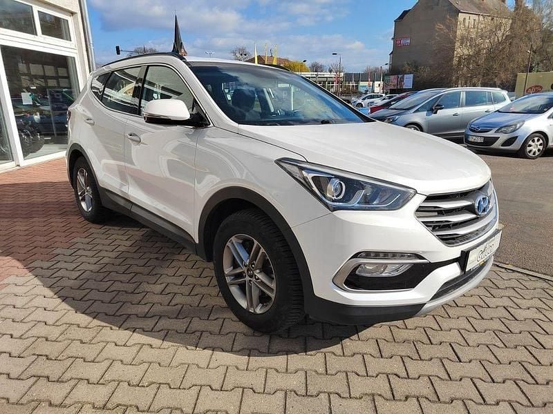 Gebraucht Hyundai Santa Fe 200 PS (147 kW) 2018 Weiß SUV