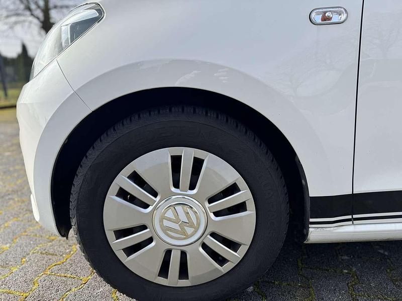 Gebraucht VW up! move up! 60 PS (44 kW) 2016 Weiß Kleinwagen