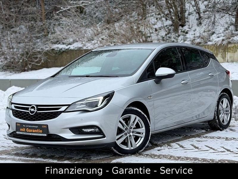Gebraucht Opel Astra Dynamic 150 PS (110 kW) 2017 Silber Limousine