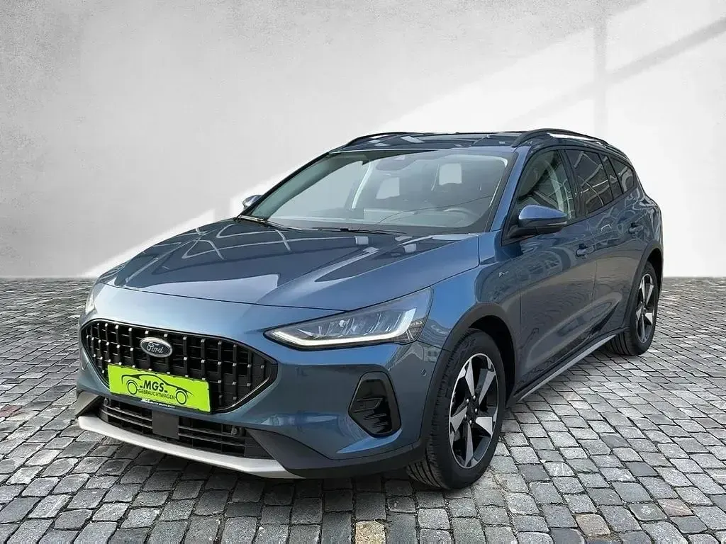 Używany Ford Focus Active 125 KM (91 kW) 2025 Niebieski Kombi